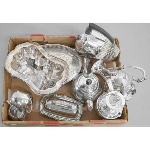 348 - One and a pair of silver napkin rings and miscellaneous plated articles, principally hollow ware, la... 