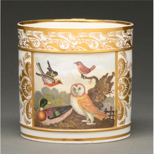 640 - A Derby porter mug, c 1810, the front painted by Richard Dodson with four birds before a stump, incl... 