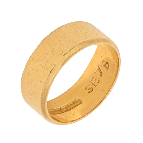 28 - A 22ct gold wedding ring, Birmingham 1972, 6.3g, size J