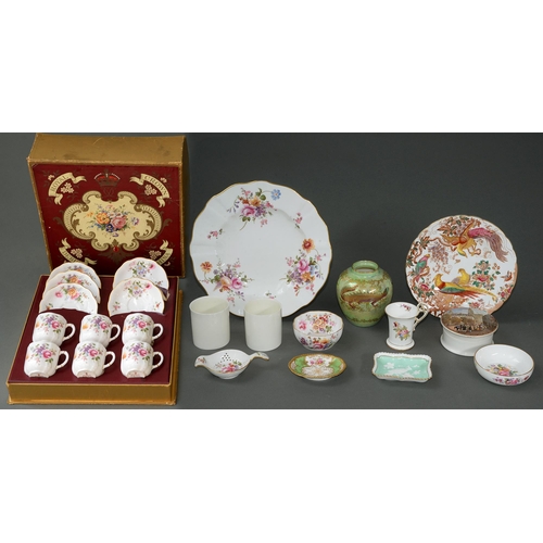 538 - A Royal Crown Derby Posies pattern tea set, boxed and miscellaneous other similar wares, including a... 