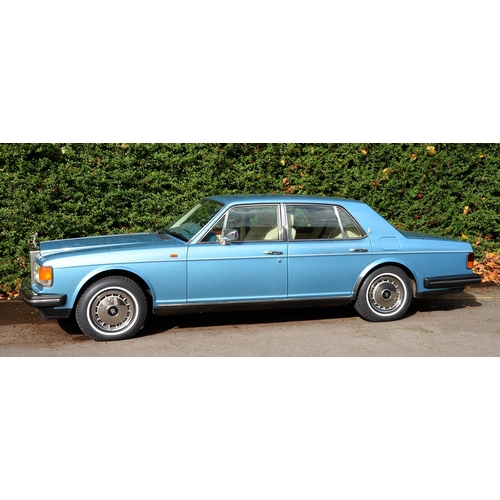 550 - Motor Car. 1990 Rolls Royce Silver Spirit, automatic, 4 door saloon in Rhapsody metallic blue, regis... 