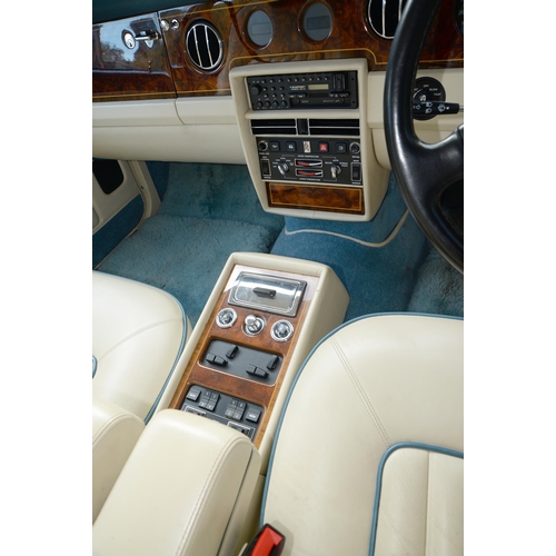 550 - Motor Car. 1990 Rolls Royce Silver Spirit, automatic, 4 door saloon in Rhapsody metallic blue, regis... 