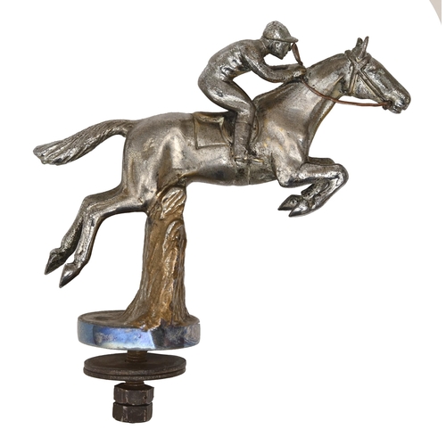 575 - Automobilia. A chromium plated horse and jockey radiator mascot, mid 20th c, 10cm h