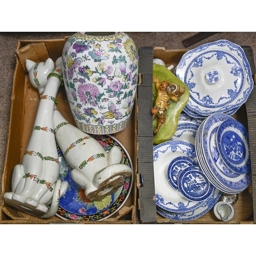 1135 - Miscellaneous Chinese and other ceramics, 19th c and later, including Canton plate, Imari wares, blu... 