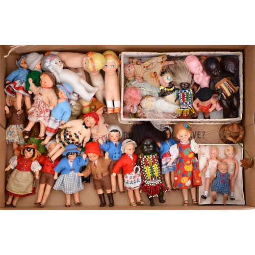 544 - Miscellaneous small dolls, early 20th c, to include eighteen German painted bisque dolls in contempo... 