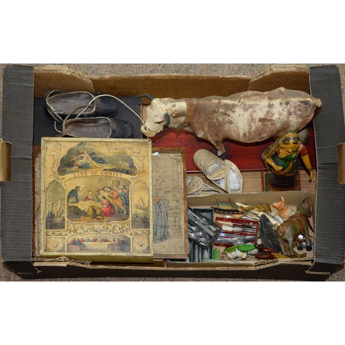 579 - Miscellaneous toys and games, 19th and early 20th c, to include a jigsaw puzzle depicting the Life o... 