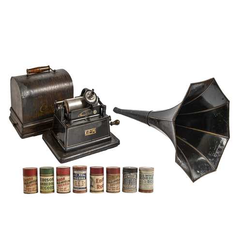 739 - An Edison Gem Phonograph, No 209453, in oak carry case with swing handle, 21cm h, black japanned hor... 