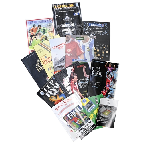 773 - Soccer. Miscellaneous Manchester United matchday programmes and other printed ephemera, including Cu... 