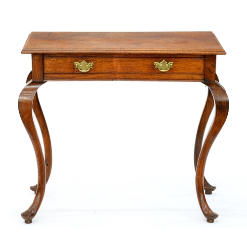 960 - An oak side table, 19th c, on cabriole legs, 76cm h; 42 x 88cm