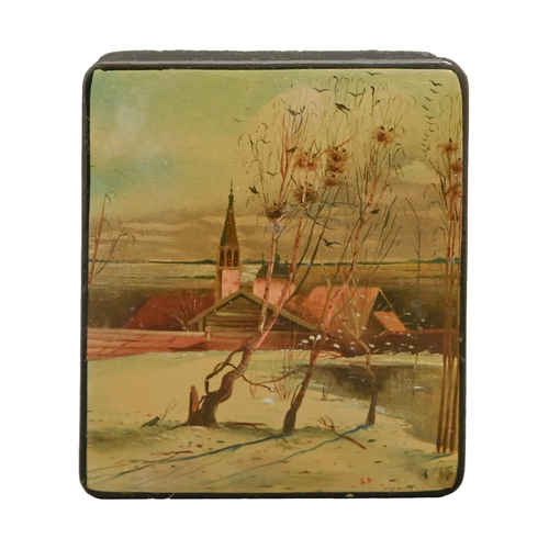 214 - A Russian painted papier mache lacquer box, late 19th/early 20th c, the hinged lid decorated with a ... 