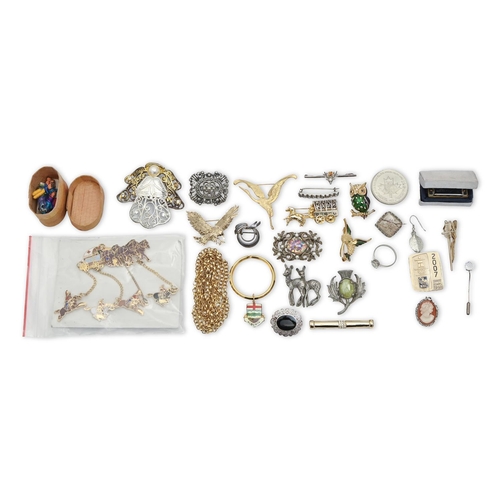 136 - Miscellaneous costume jewellery, including silver articles, etc