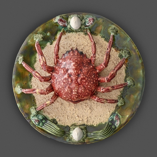 278 - A Portuguese Palissy ware trompe l'oeil majolica crab dish, early 20th c, 30cm diam