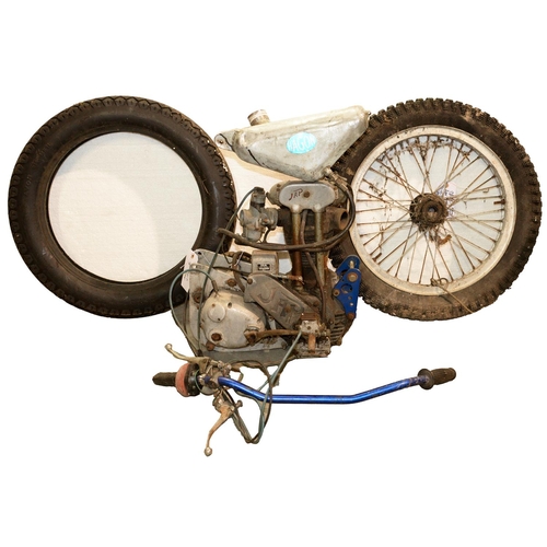 1109 - Hagon/JAP grasstrack/sprint competition engine, OHV, engine No JOS N/16667/4, manufactured c1940, en... 