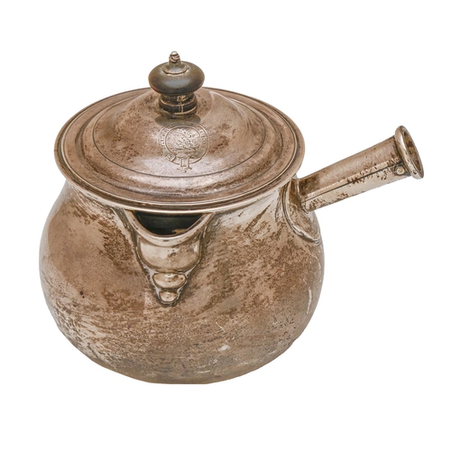 426 - A George III silver brandy saucepan and cover, crested, 12.5cm h, by William Stroud, London 1799... 