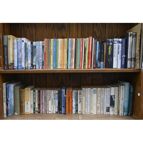 775 - Books. Sixteen shelves of general stock, 20th c, non-fiction and fiction, literature including John ... 