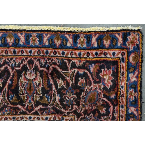 928 - A Persian carpet, 285 x 192cm