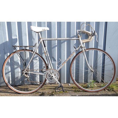 1120 - A Peugeot Turbo racing bike, c1980, a Raleigh Pioneer bicycle and a Raleigh Glide mountain bike... 