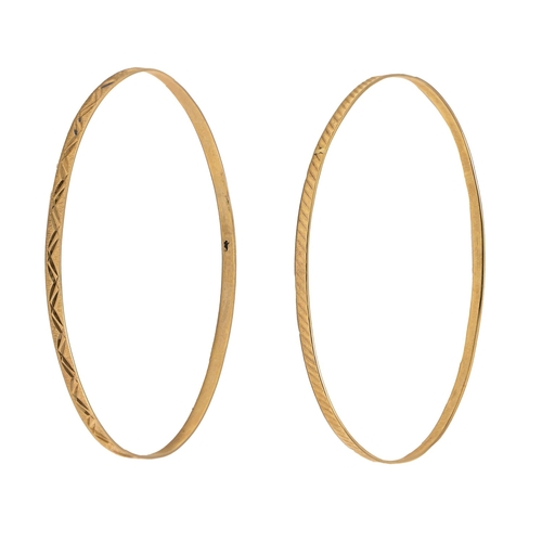 129 - Two 9ct gold bangles, 67mm (internal), 7.7g