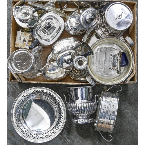 345 - Miscellaneous EPNS and other metalware, Victorian and later, including five-piece tea and coffee ser... 