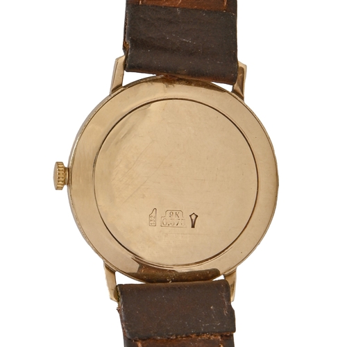 42 - A Oriosa 9ct gold gentleman's wristwatch, 34mm diam