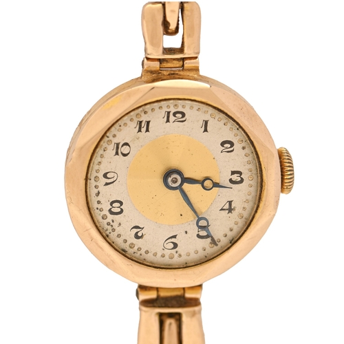 138 - A 9ct gold lady's wristwatch, 24mm diam, Chester 1931, on expanding gold bracelet, marked 9ct... 