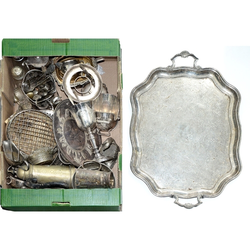 319 - Miscellaneous plated ware, Edwardian and later, to include a siphon stand, rose bowl and tray... 