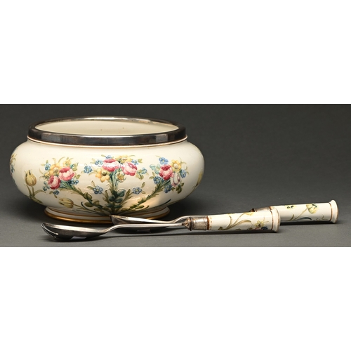 358 - William Moorcroft for James Macintyre & Co. A salad bowl and pair of salad servers, c1908, slip ... 