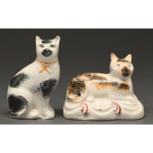 419 - Two Staffordshire earthenware cats, mid-19th c, 9.3cm h and smaller