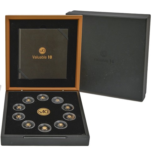 66 - Fine Gold coins. Solomon Islands, proof set of ten Ten Dollars 2017, cased, 5g