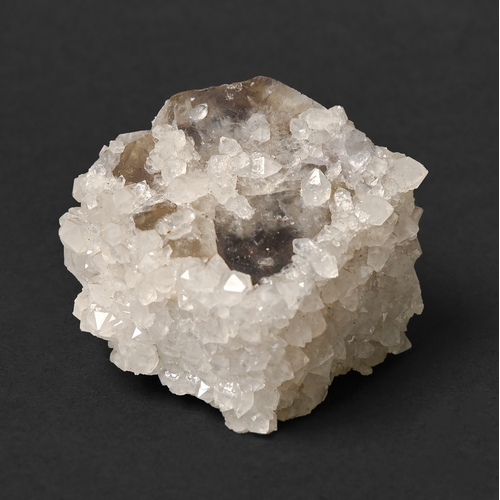 586 - Cumbrian minerals. Linarite with Cerussite, Red Gill Mine, Caldbeck Fells, 133mm, Hematite and Quart... 