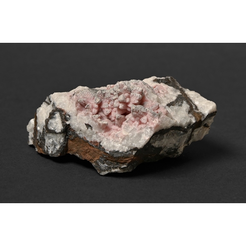 589 - Somerset minerals. Limonite and Goethite, Sanford Hill, 80mm,&nbsp;Goethite and Calcite in Hematite,... 