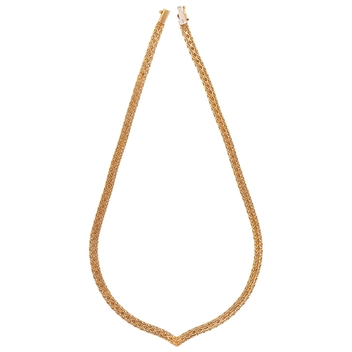 69 - A 9ct gold necklace, 42.5cm l, Convention marked, 16.5g