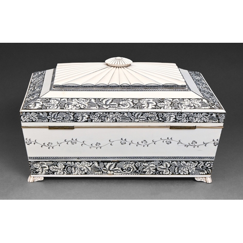 480 - An Anglo-Indian ivory-veneered work box, Vizagapatam, early 19th c, of sandalwood and decorated in l... 