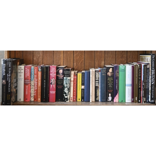576 - Books. Two and a half shelves of Tudor history, principally Elizabeth I, early 20th c and later, etc... 