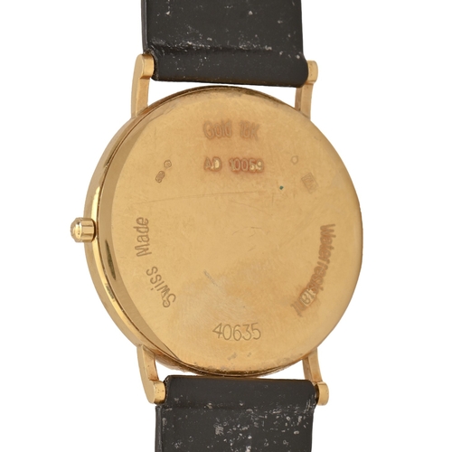 25 - A Maurice Lacroix 18ct gold wristwatch, Le Classiques, Ref 40635, quartz movement, 34mm diam... 