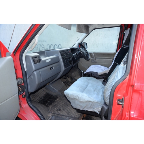192 - Motor Car. Volkswagen Transporter TDI SWB van/side windows LGV, 2461 cc diesel engine, manual transm... 