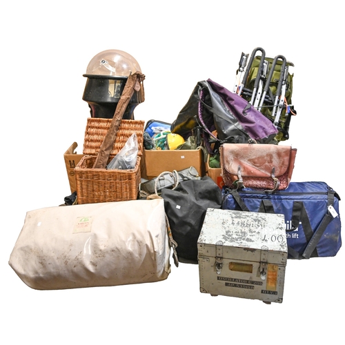 404 - Miscellaneous camping equipment, rucksacks, bags, etc