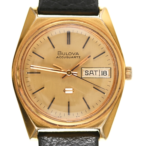 62 - A Bulova gold-plated gentleman's wristwatch, Accuquartz, Ref 3587699, No 1030701, 1975, 3.5cm diam, ... 