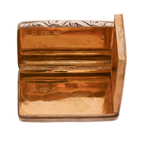 133 - A William IV silver vinaigrette, engine turned, with finely pierced and engraved gilt grille, 4.7cm ... 