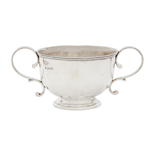 175 - A George III silver sugar bowl, 15cm over handles, marks rubbed, London 1818, 4oz 19dwt... 