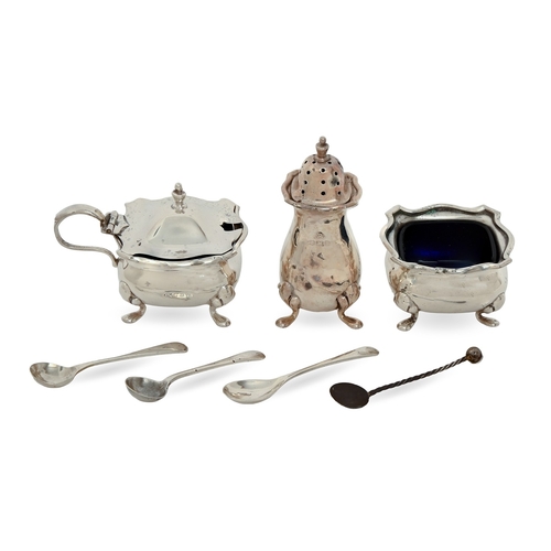 186 - A George V silver condiment set, blue glass liners, pepperette 7cm h, by Adie Bros Ltd, Birmingham 1... 