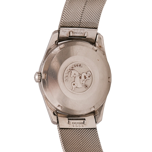 53 - An Omega stainless steel self-winding wristwatch, Seamaster, 3.3cm diam