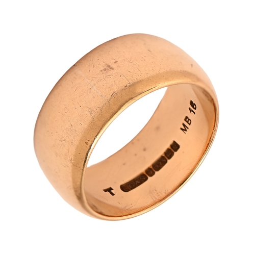 45 - A 9ct gold ring, 11.4g, size R