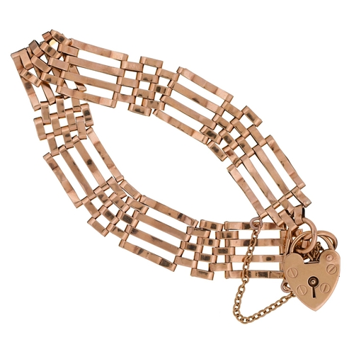 21 - A 9ct gold gate bracelet and padlock, 16.5cm l, London date letter rubbed, 11.4g