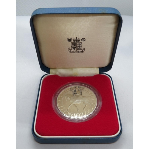 159 - Silver proof 1977 Queens Silver Jubilee coin boxed