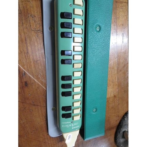 319 - Hohner Melodian