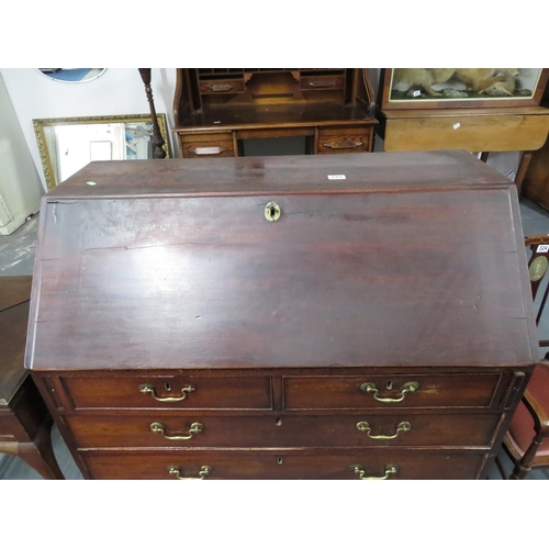 325 - Old Bureau with key