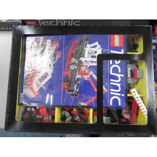 313 - Lego Technic boxed 8839 boat