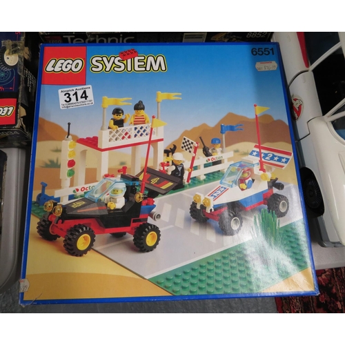 314 - Lego System boxed 6551