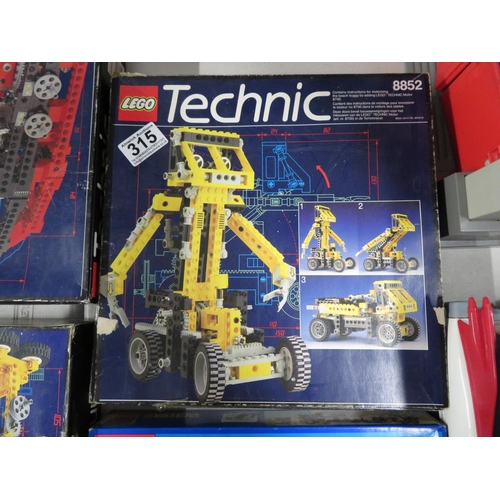 315 - Lego Technic boxed Transformer